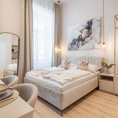 W30 - Wesselenyi Charming Apartment - Best Location By Bqa Budapest Exterior foto